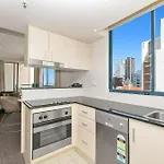Kozyguru Brisbane City Stylish 1Bed Apartment Share Save